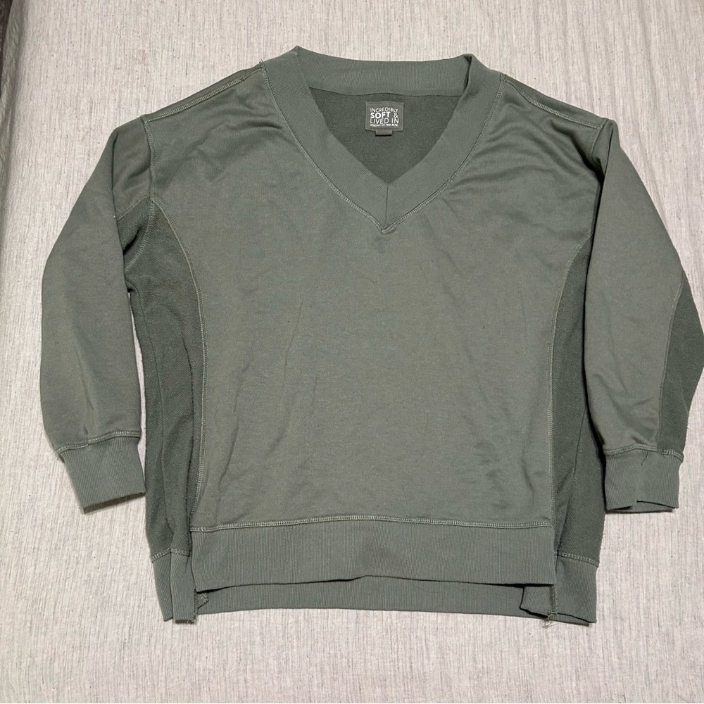 Aerie Green V-Neck Sweatshirt